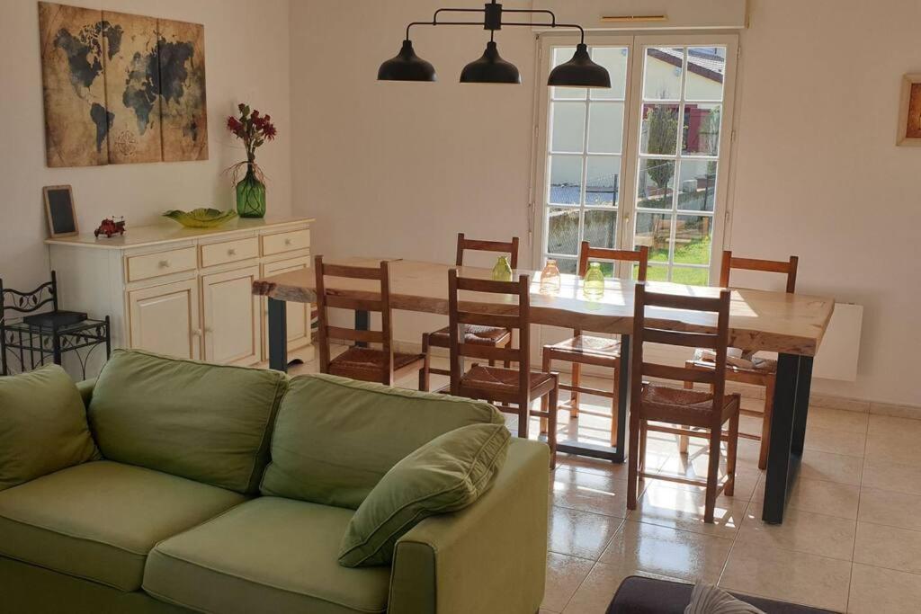 Villa Le Bellevue A 1 H 30 De Paris Et 20 Km De Troyes Estissac Exterior foto